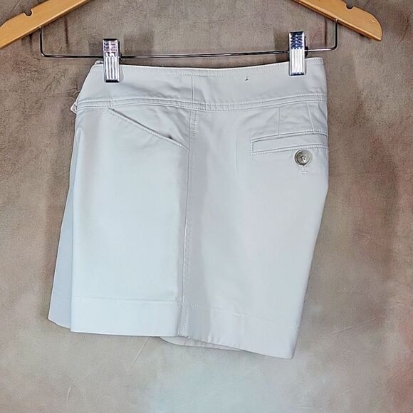 Ann Taylor Signature 4" Khaki Shorts - Picture 14 of 15